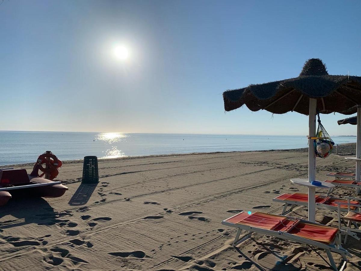 Aurora Beach & Suite Margherita Di Savoia Eksteriør bilde